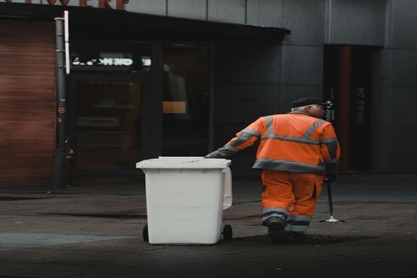 garbage disposal service